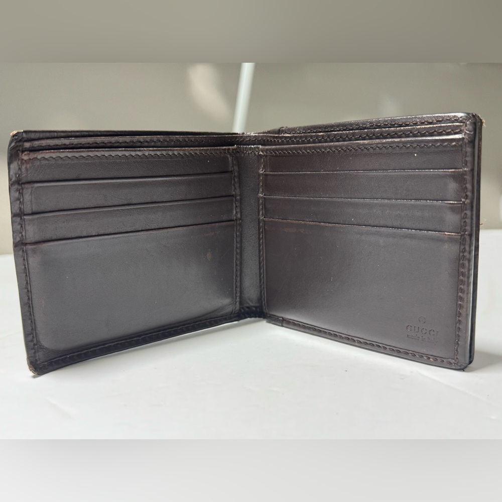 Gucci Monogram canvas bifold wallet w D Ring - Picture 4 of 9